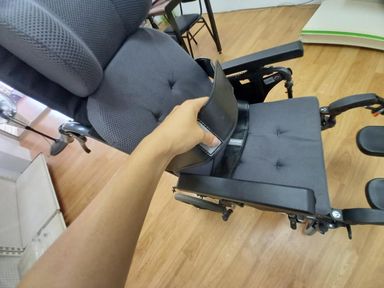 輪椅功能-輪椅胸帶功能
